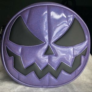 Love Pain and Stitches (Reserved Trade)